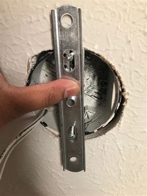 Need Help With turning ceiling junction box 